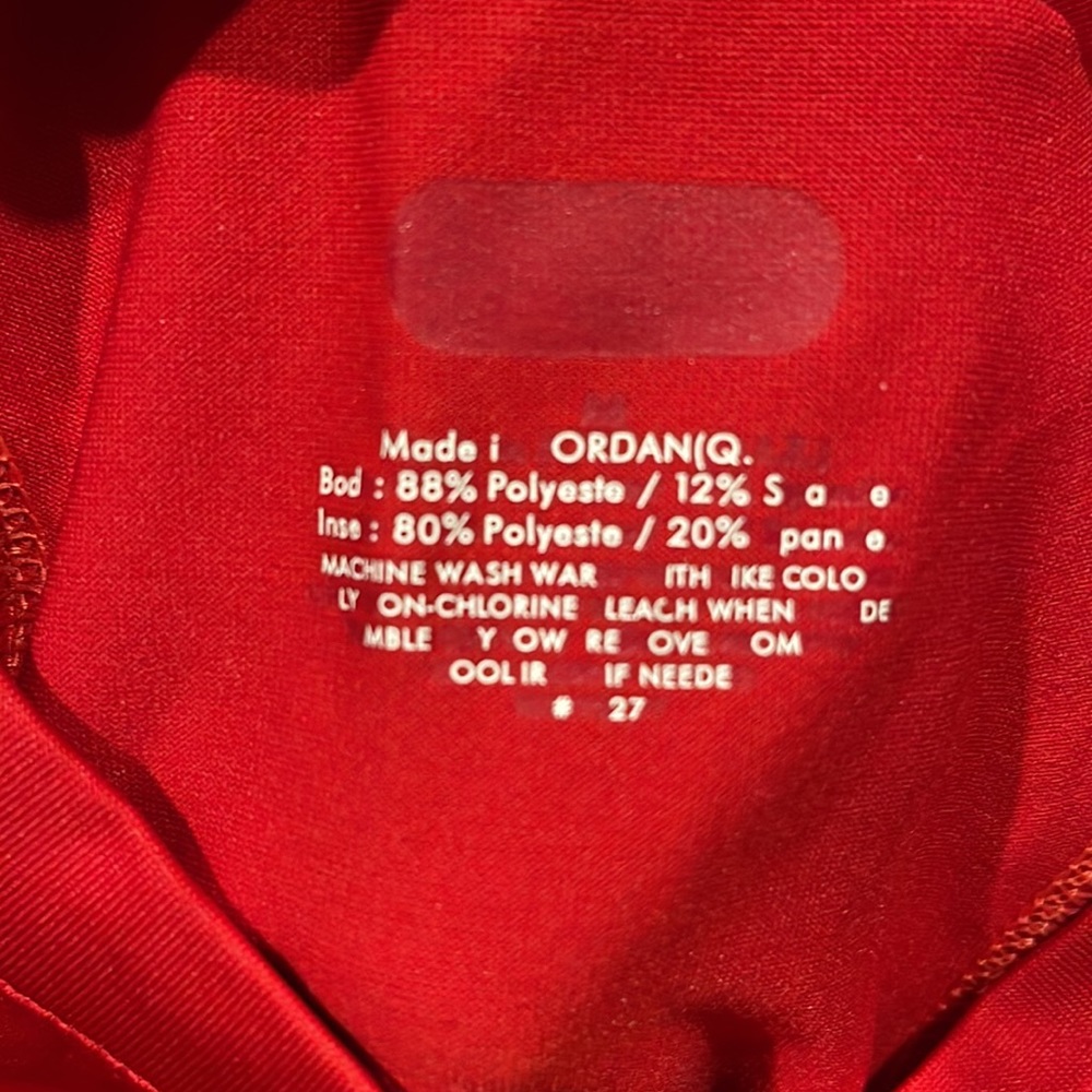Red FILA workout shirt size M - Picture 5 of 6
